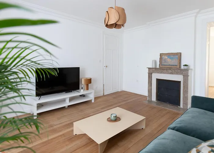 L2 Arena Gare Centre Apartman *